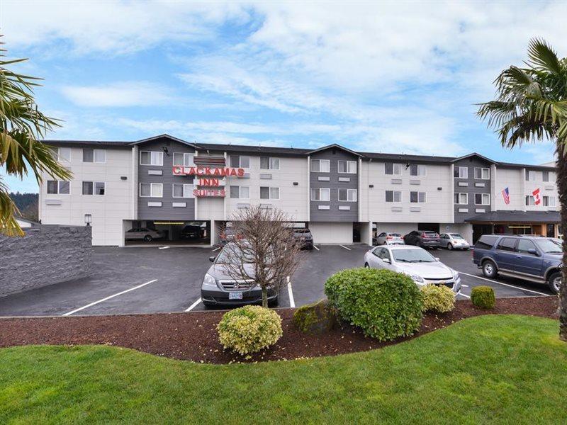 Clackamas Inn And Suites Экстерьер фото