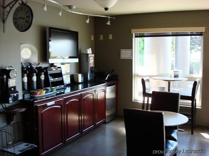 Clackamas Inn And Suites Ресторан фото
